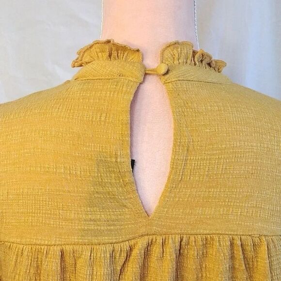 Cable & Gauge Mustard Yellow Textured Crochet Keyhole Blouse LP NWT - Picture 12 of 16